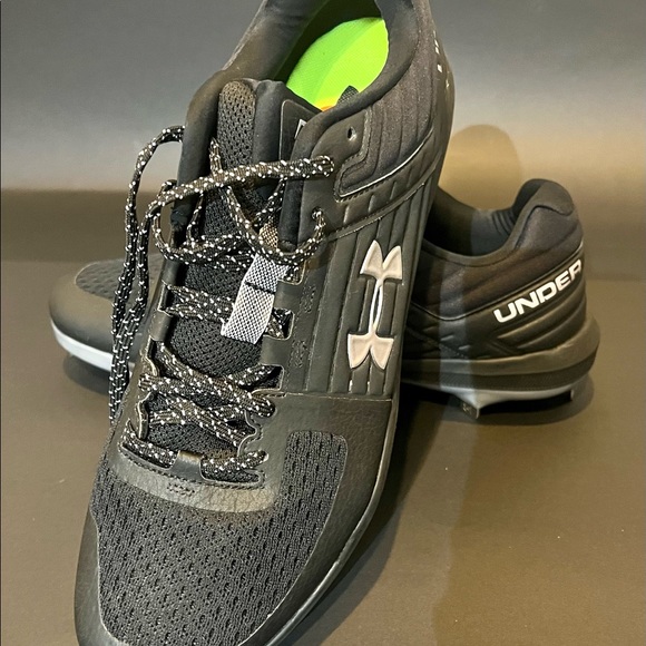 NEW Under Armour Men's UA Yard Low ST Baseball Cleats - Black- 3021711-002 - Picture 5 of 8
